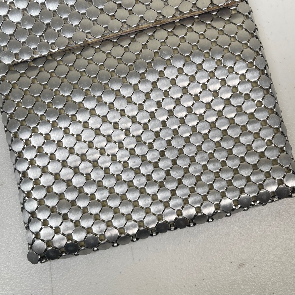 Whiting & Davis Mesh Crossbody Bag Silver Vintage Chainmail Armor Clutch 70s - Picture 4 of 10